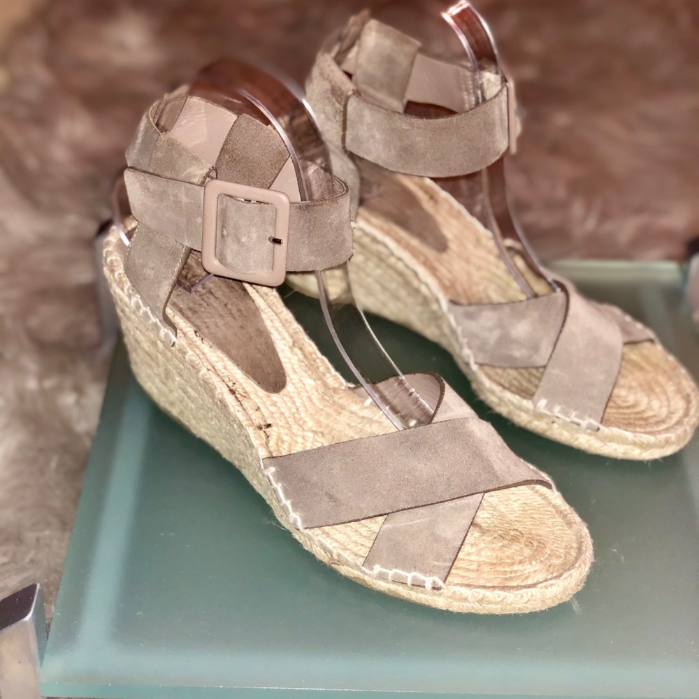 VINCE Taupe Stephanie Espadrilles